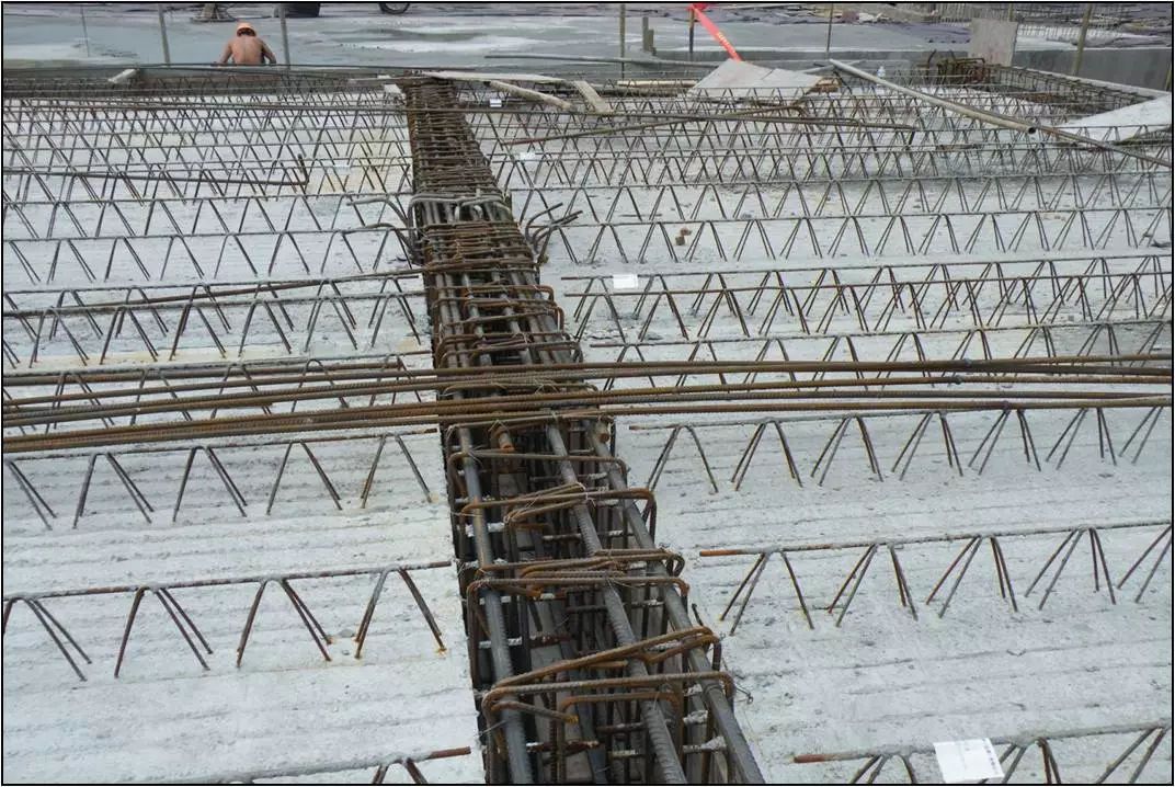 青島別墅視頻（青島別墅的視頻中有沒有提到別墅的建筑材料和建造工藝） 北京鋼結構設計問答