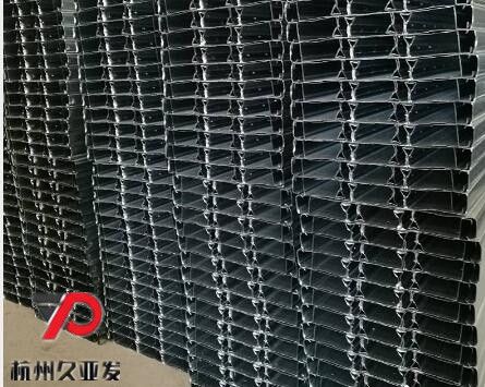 桁架樓承板安裝圖片 尺寸（桁架樓承板基本尺寸規格） 鋼結構網架設計 第1張