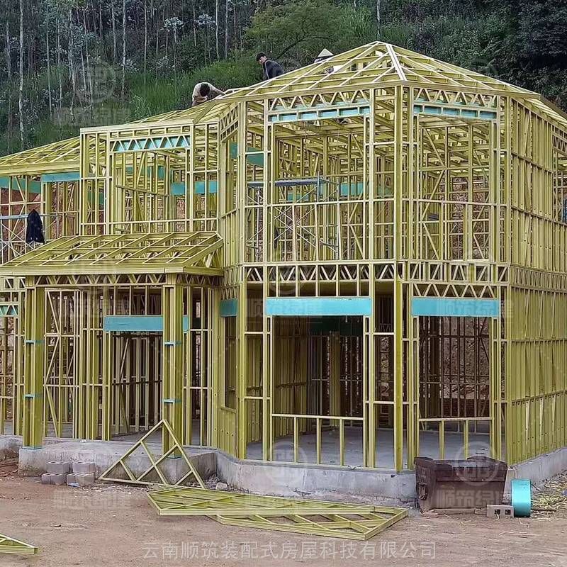用鋼結構建房每一平方米多少錢（鋼結構別墅造價影響因素有哪些？） 鋼結構玻璃棧道設計 第4張