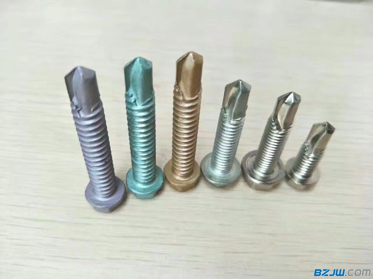 鋼結(jié)構(gòu)螺絲釘怎么快速打進(jìn)去(鋼結(jié)構(gòu)螺絲釘如何檢測(cè)) 結(jié)構(gòu)地下室施工 第1張 鋼結(jié)構(gòu)螺絲釘怎么快速打進(jìn)去(鋼結(jié)構(gòu)螺絲釘如何檢測(cè)) 結(jié)構(gòu)地下室施工 第1張