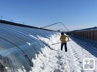 屋面上面多加的一層叫什么層（屋面保護層材料有哪些） 建筑消防設計 第4張