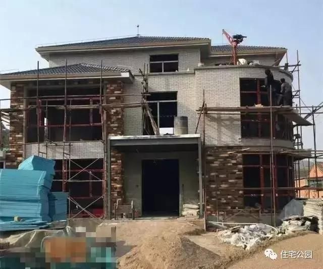 建鋼結構房屋多少錢一平方(鋼結構房屋造價對比鋼結構房屋造價影響因素有哪些) 鋼結構蹦極設計 第4張 建鋼結構房屋多少錢一平方(鋼結構房屋造價對比鋼結構房屋造價影響因素有哪些) 鋼結構蹦極設計 第4張