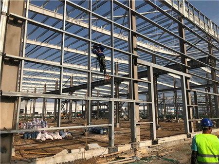 鋼結構廠房計算(鋼結構廠房的計算) 鋼結構玻璃棧道施工 第2張 鋼結構廠房計算(鋼結構廠房的計算) 鋼結構玻璃棧道施工 第2張