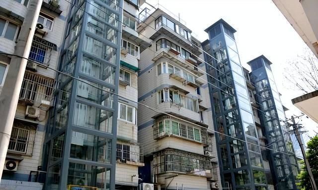 新疆雕塑家張威個人簡歷（張威在新疆雕塑界的成就如何？） 北京鋼結構設計問答