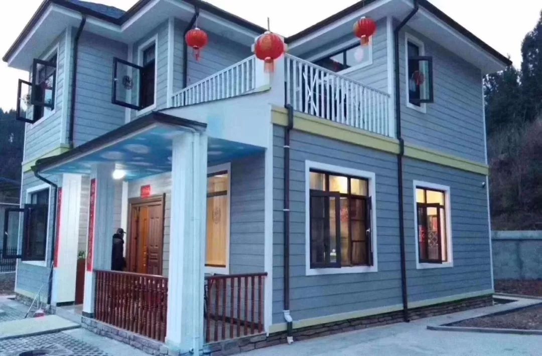 鋼結(jié)構(gòu)規(guī)范標準（鋼結(jié)構(gòu)規(guī)范標準是一系列針對鋼結(jié)構(gòu)設(shè)計、制造、施工和安裝等環(huán)節(jié)的技術(shù)標準）