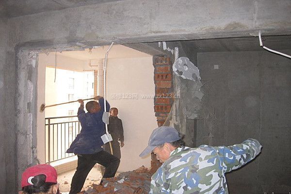 磚混結(jié)構(gòu)裝修砸墻多少錢(qián) 建筑施工圖施工 第1張 磚混結(jié)構(gòu)裝修砸墻多少錢(qián) 建筑施工圖施工 第1張