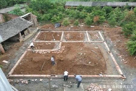 農村建房基礎怎么做最好省錢(農村建房地基選材技巧農村建房施工團隊選擇指南) 北京鋼結構設計 第5張 農村建房基礎怎么做最好省錢(農村建房地基選材技巧農村建房施工團隊選擇指南) 北京鋼結構設計 第5張