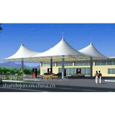 加油站頂棚鋼架刷漆多少錢（鋼結構除銹刷漆一般20-40元每平方左右） 鋼結構蹦極設計 第1張