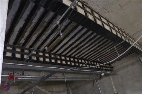 樓板加固碳纖維有用嗎多少錢(樓板加固碳纖維價格) 鋼結構跳臺施工 第2張 樓板加固碳纖維有用嗎多少錢(樓板加固碳纖維價格) 鋼結構跳臺施工 第2張