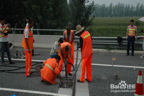 混凝土路面修補料的用法有哪些(冬季混凝土路面常見病害及處理,修補料與基面粘結技術) 裝飾家裝設計 第3張 混凝土路面修補料的用法有哪些(冬季混凝土路面常見病害及處理,修補料與基面粘結技術) 裝飾家裝設計 第3張