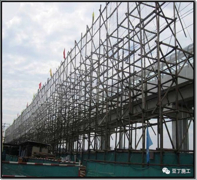 北京建工構件廠工資待遇（北京建工構件廠工資待遇如何） 鋼結構玻璃棧道設計 第1張