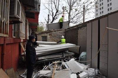 房屋加頂算違建嗎(農(nóng)村房屋加頂后果查詢,臨時建筑轉(zhuǎn)永久建筑規(guī)定) 鋼結(jié)構(gòu)鋼結(jié)構(gòu)停車場設(shè)計 第5張 房屋加頂算違建嗎(農(nóng)村房屋加頂后果查詢,臨時建筑轉(zhuǎn)永久建筑規(guī)定) 鋼結(jié)構(gòu)鋼結(jié)構(gòu)停車場設(shè)計 第5張
