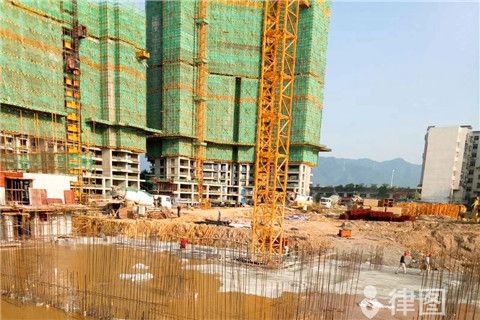 房屋加頂算違建嗎(農(nóng)村房屋加頂后果查詢,臨時建筑轉(zhuǎn)永久建筑規(guī)定) 鋼結(jié)構(gòu)鋼結(jié)構(gòu)停車場設(shè)計 第3張 房屋加頂算違建嗎(農(nóng)村房屋加頂后果查詢,臨時建筑轉(zhuǎn)永久建筑規(guī)定) 鋼結(jié)構(gòu)鋼結(jié)構(gòu)停車場設(shè)計 第3張