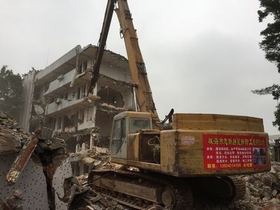 鋼結(jié)構(gòu)工業(yè)廠房拆除施工方案(鋼結(jié)構(gòu)廠房拆除安全監(jiān)測) 建筑施工圖設(shè)計 第3張 鋼結(jié)構(gòu)工業(yè)廠房拆除施工方案(鋼結(jié)構(gòu)廠房拆除安全監(jiān)測) 建筑施工圖設(shè)計 第3張