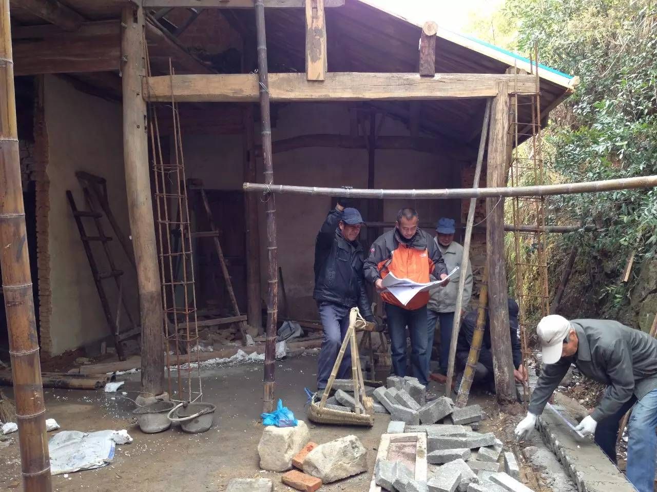 市政道路施工方案主要施工物資計劃表怎么填寫（在填寫市政道路施工方案主要施工物資計劃表時，我需要關注哪些關鍵信息？） 北京鋼結構設計問答