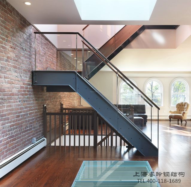 鋼結構樓梯裝飾做法（鋼結構樓梯施工流程）