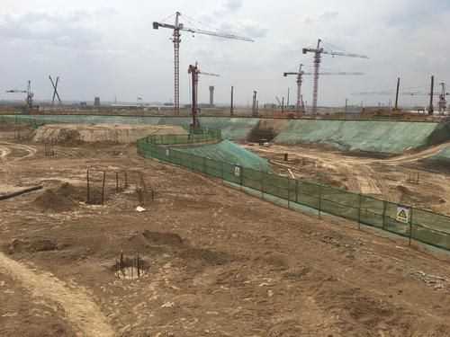 打樁做地基 裝飾幕墻設計 第2張 打樁做地基 裝飾幕墻設計 第2張