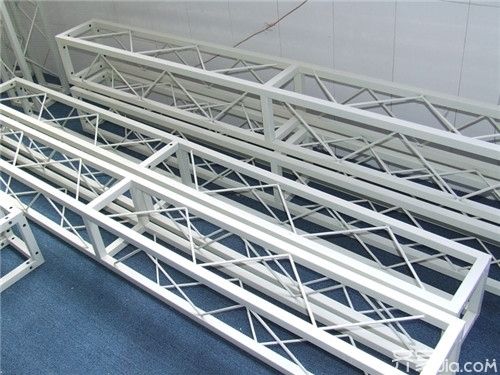 展會桁架搭建圖片(展會桁架搭建與展覽效果關系) 鋼結構鋼結構停車場施工 第1張 展會桁架搭建圖片(展會桁架搭建與展覽效果關系) 鋼結構鋼結構停車場施工 第1張