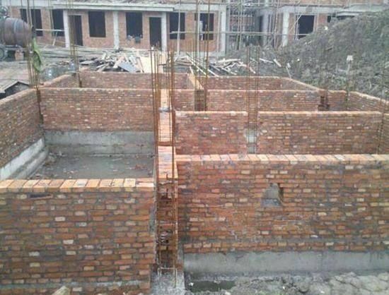 自建房地基下沉的標準是什么 鋼結構玻璃棧道設計 第3張 自建房地基下沉的標準是什么 鋼結構玻璃棧道設計 第3張