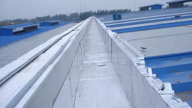 民用鋼結構屋頂陰溝（民用鋼結構屋頂陰溝施工流程）
