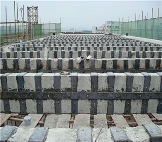 粘鋼加固施工前材料質(zhì)量檢測標(biāo)準(zhǔn)，鋼加固施工，材料質(zhì)量檢測的嚴(yán)格
