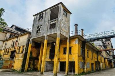 粘鋼加固法在老舊建筑中的應用案例，粘鋼加固法，老舊建筑重煥