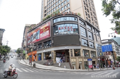 改造商業街的意義是什么,商業街改造,探尋其背后的多元意義 行業新聞 第4張 改造商業街的意義是什么,商業街改造,探尋其背后的多元意義 行業新聞 第4張